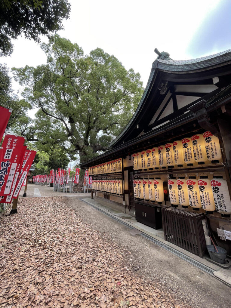 Nankunsha Shrine Approach to the shrine