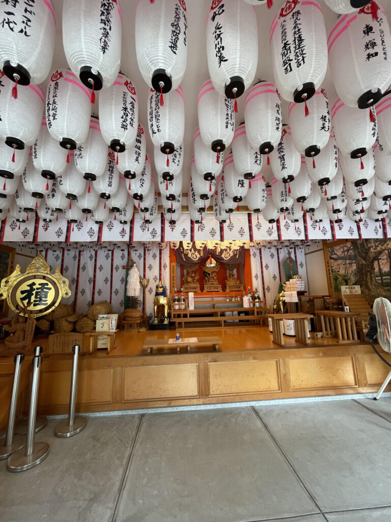 Tane-kashisha Shrine (Enshrined deity)